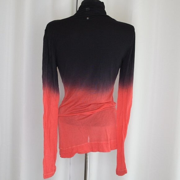 NWOT Diesel Mesh Red/ Black Turtleneck Sz M - Picture 2 of 7